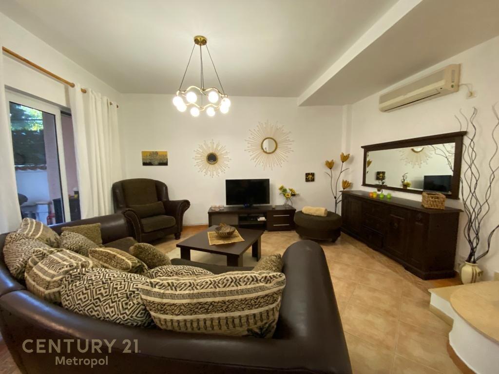 DUPLEX IN AFFITTO 3+1+2 VICINO AL 21 DICEMBRE !