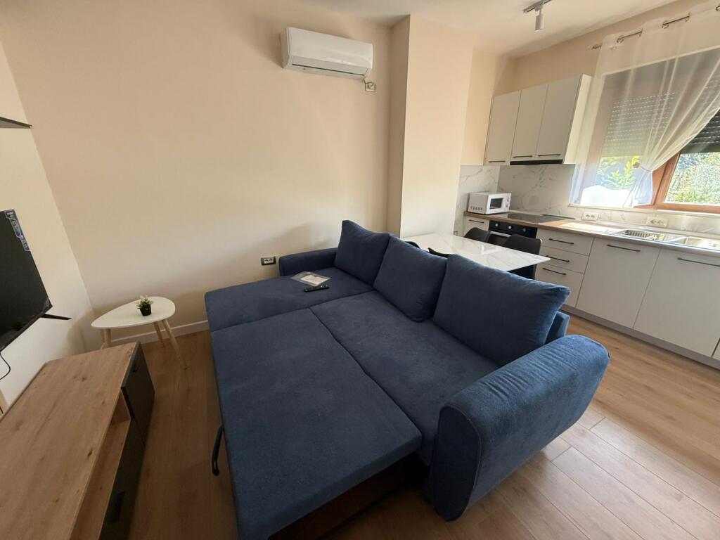 🏡 Appartamento 1+1+ Parcheggio in affitto  📍Indirizzo: Ali Demi 💶 Prezzo: 500€