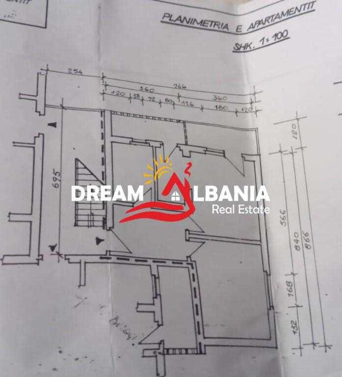 Appartamento 1+1 in vendita vicino al Mercato Nuovo presso gli Uffici del Lavoro a Tirana (ID 4119442)