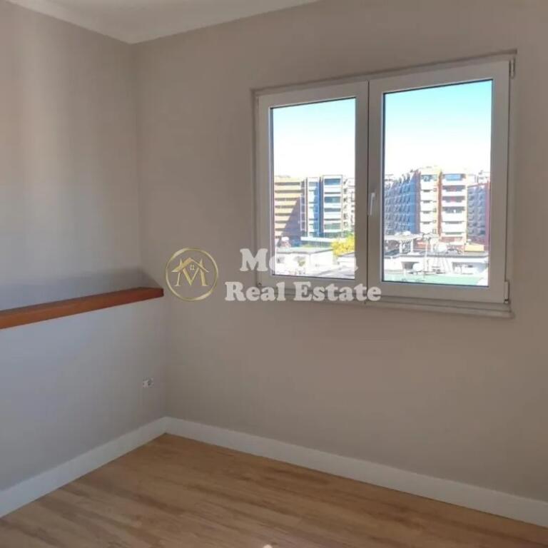 Qera Apartament 2+1, Perballe Deliorgjit, 800 Euro/muaj.