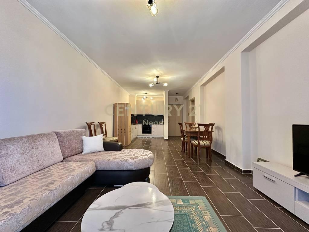 JEPET ME QERA APARTAMENT 2+1+2 NE YZBERISH , PALLATET CABEJ