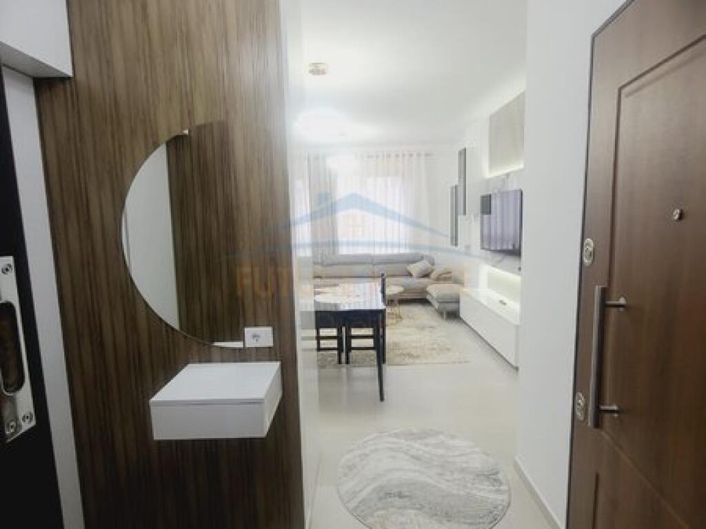 Shitet, Apartament 3+1+2, Paskuqan, Tirane.