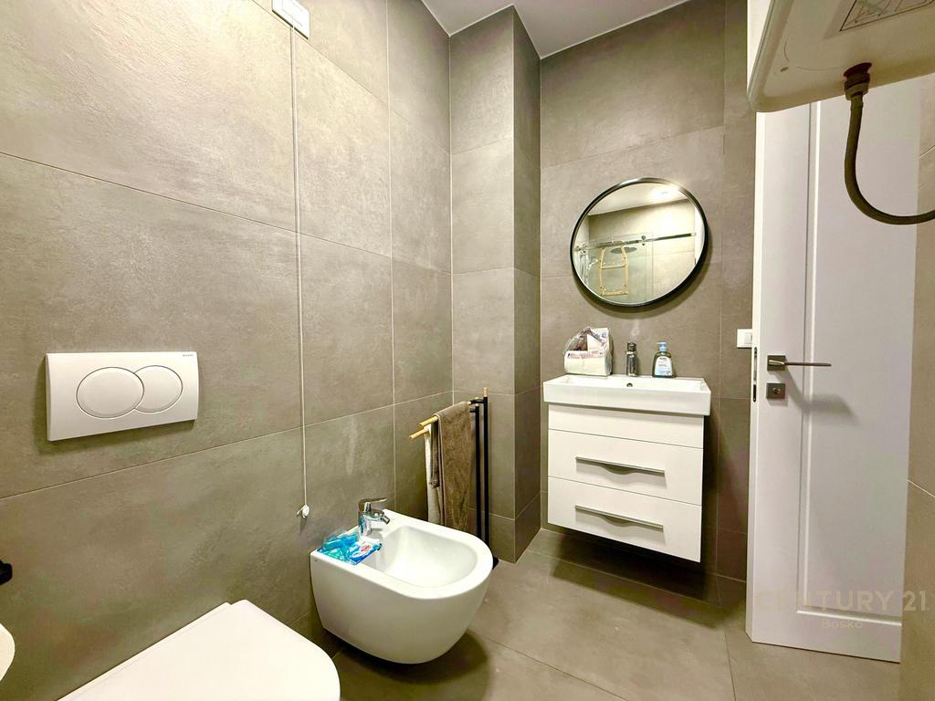 🌅 Apartament 1+1 me Qira në Lake View – Pamje Fantastike + Post Parkimi