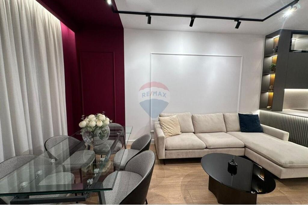 APARTAMENT 2+1 DHE POST PARKIMI - PORCELAN