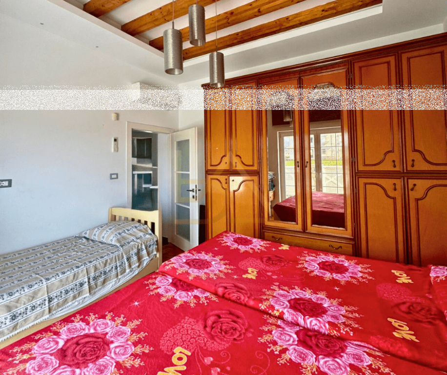 Villa con Terreno in Vendita – Marqinet, Vorë