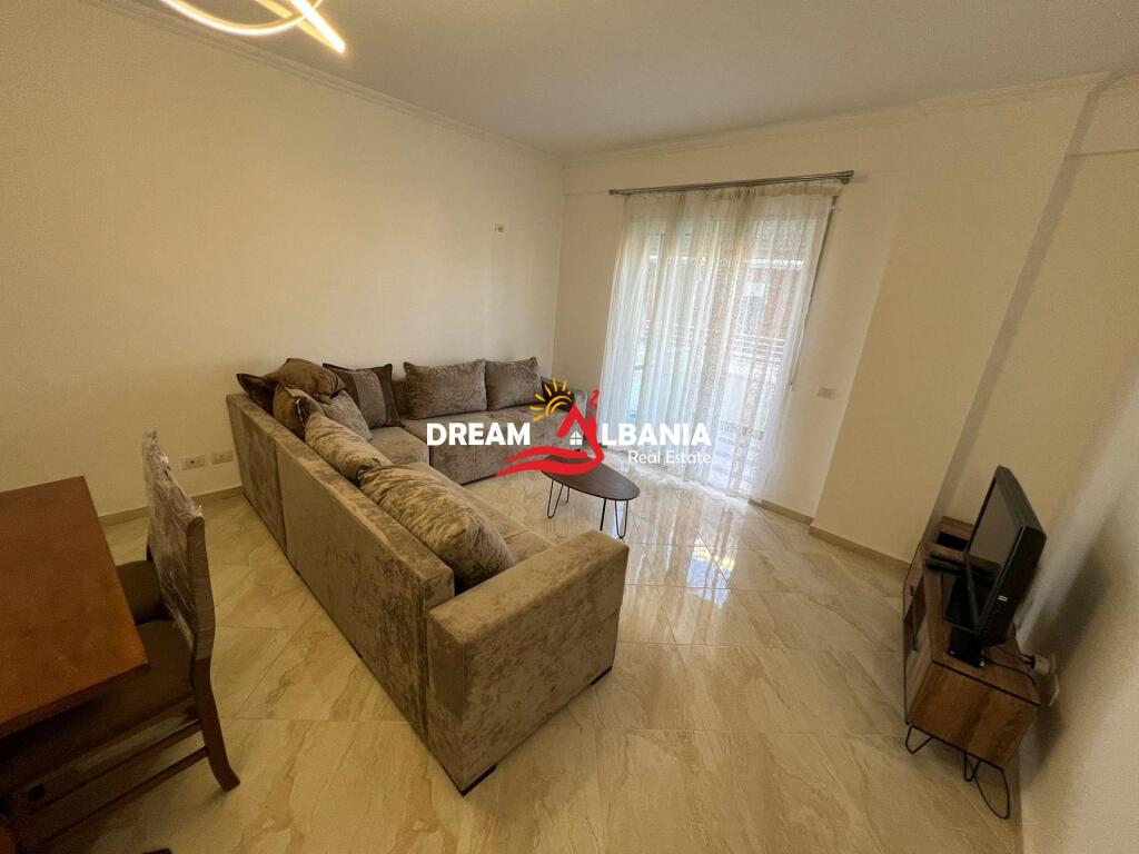 Apartament 2+1 me qera ne Fresk prane Restorant Qesarakes ne Tirane (ID 42214970)