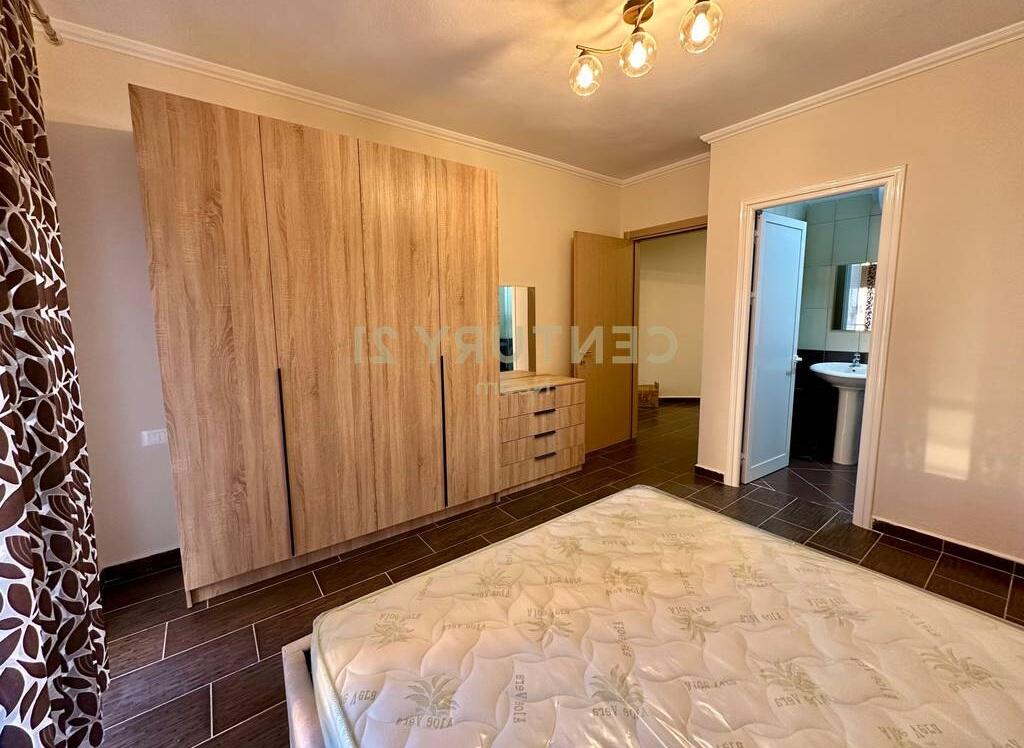 AFFITTO, APPARTAMENTO 2+1+2, vicino ai Palazzi Çabej