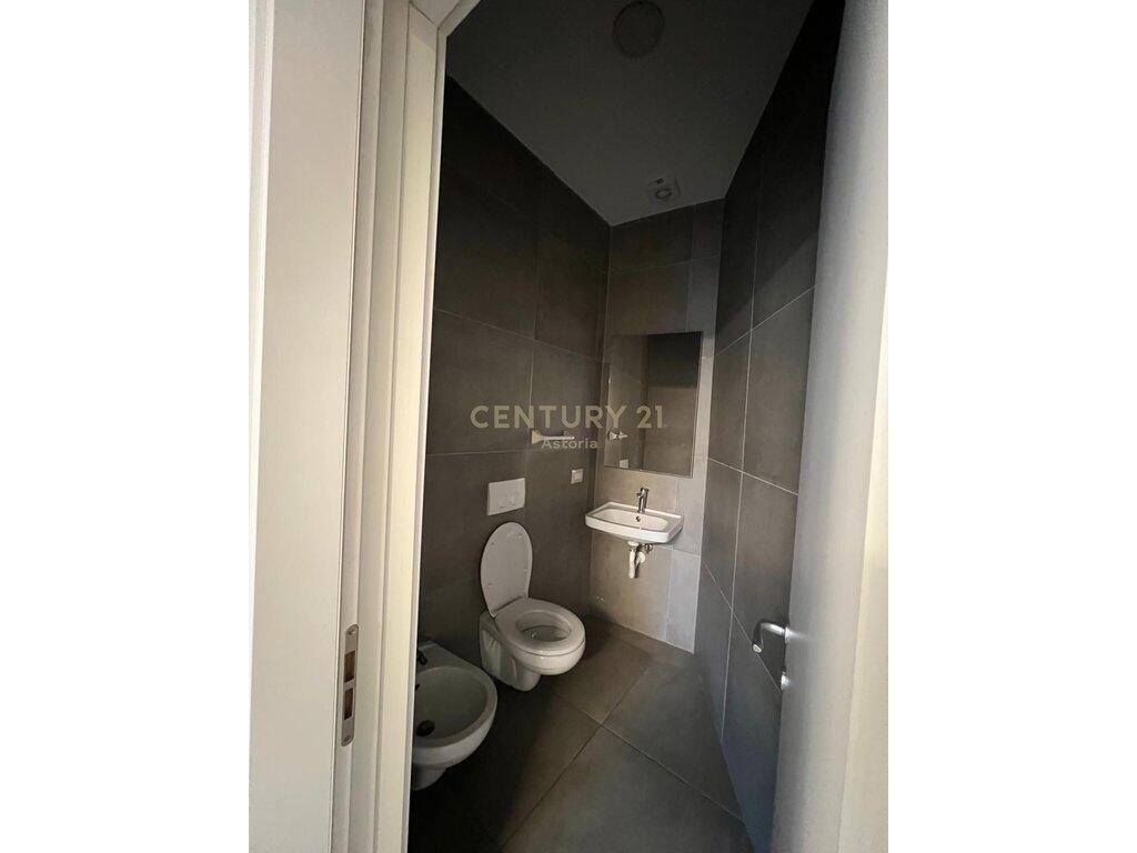 Premium Office Space for Rent – 288 m² | Turdiu Residence, Tirana