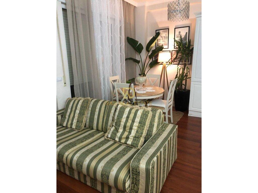 Shitet Apartament 2+1+2 - ISH STACIONI I TRENIT