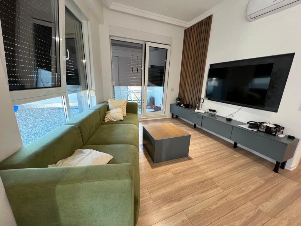Apartament me Qera 2+1+2 - Kompleksi Kontakt 21 Dhjetori