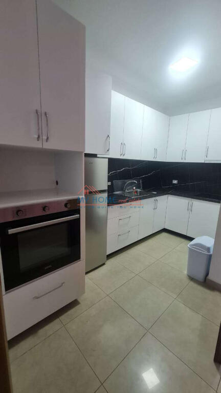 Appartamento 3+1 in affitto in Via Dritan Hoxha