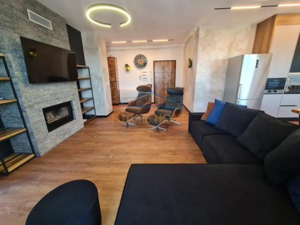 Shitje,Apartament 2+1+Parking,Perballe Delijorgjit !