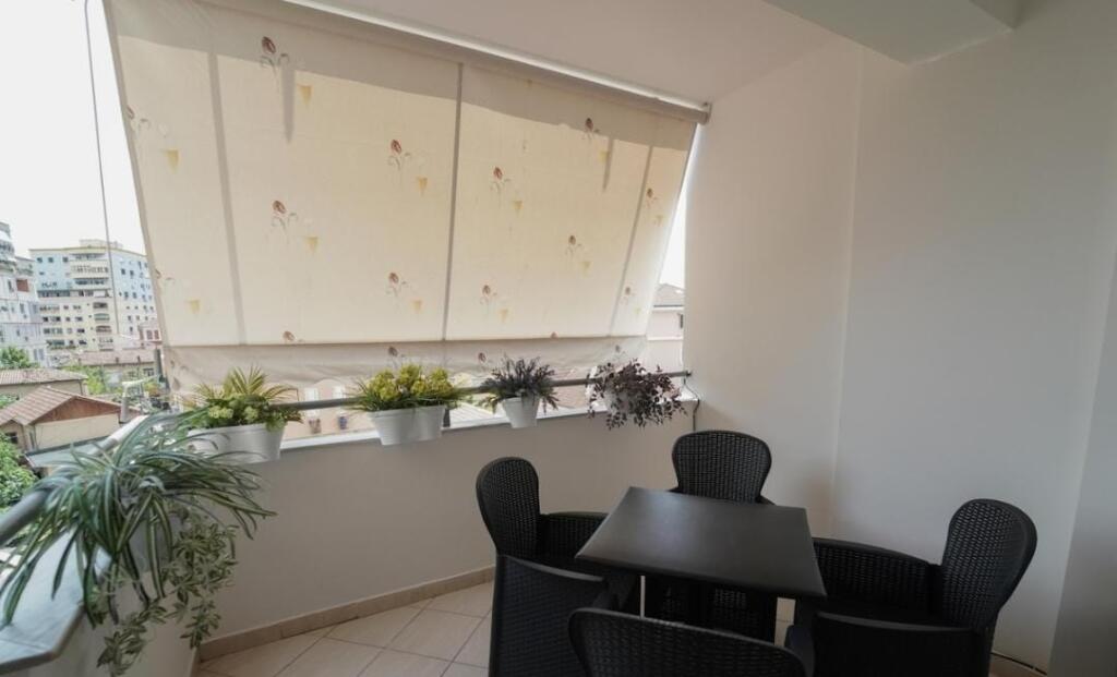 Apartment 1+1 for rent at Pazari i Ri!