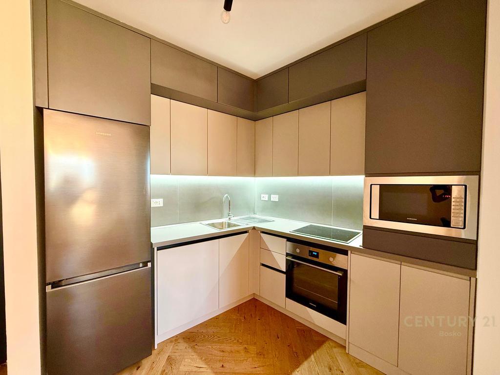 Lake View, Affittasi Appartamento 1+1 con posto auto con vista fantastica‼️