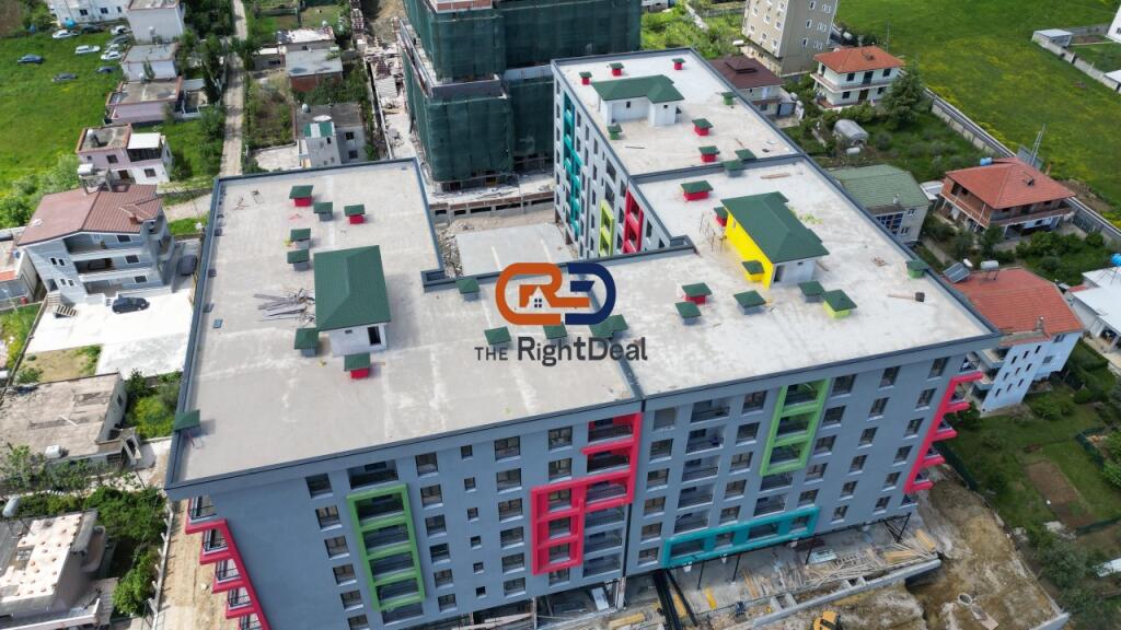 Okazion Kleringu! Prane Bulevardit Te Ri Dhe Prane Liqenit Paskuqanit, Shitet Apartament 2+1 Ne Ndertim Cilesor Ne Faea Ever !
