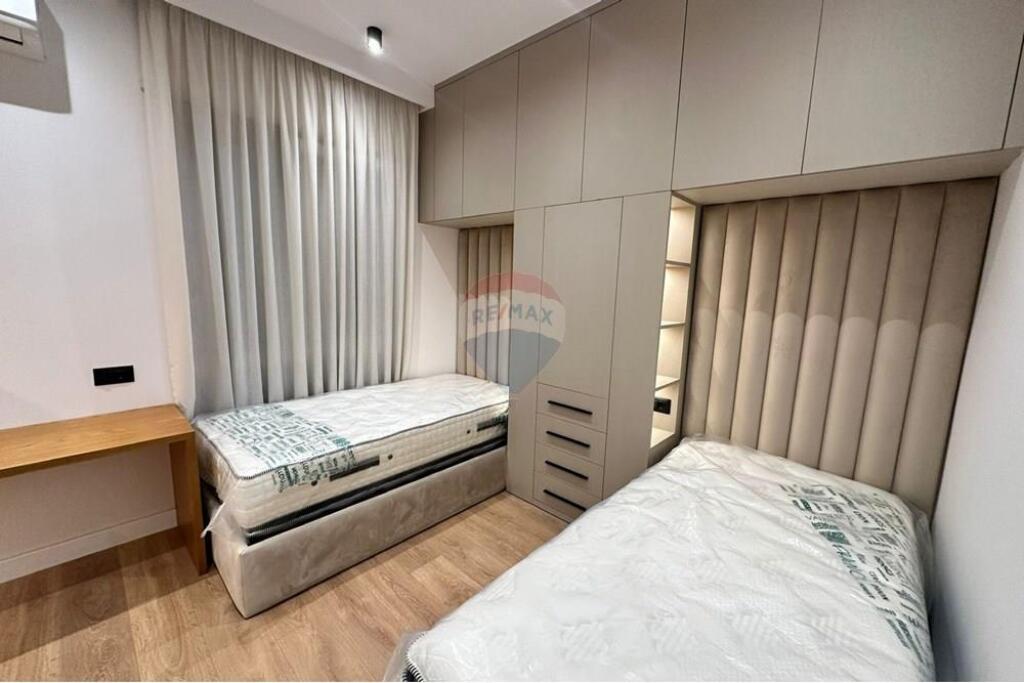 APARTAMENT 2+1 DHE POST PARKIMI - PORCELAN