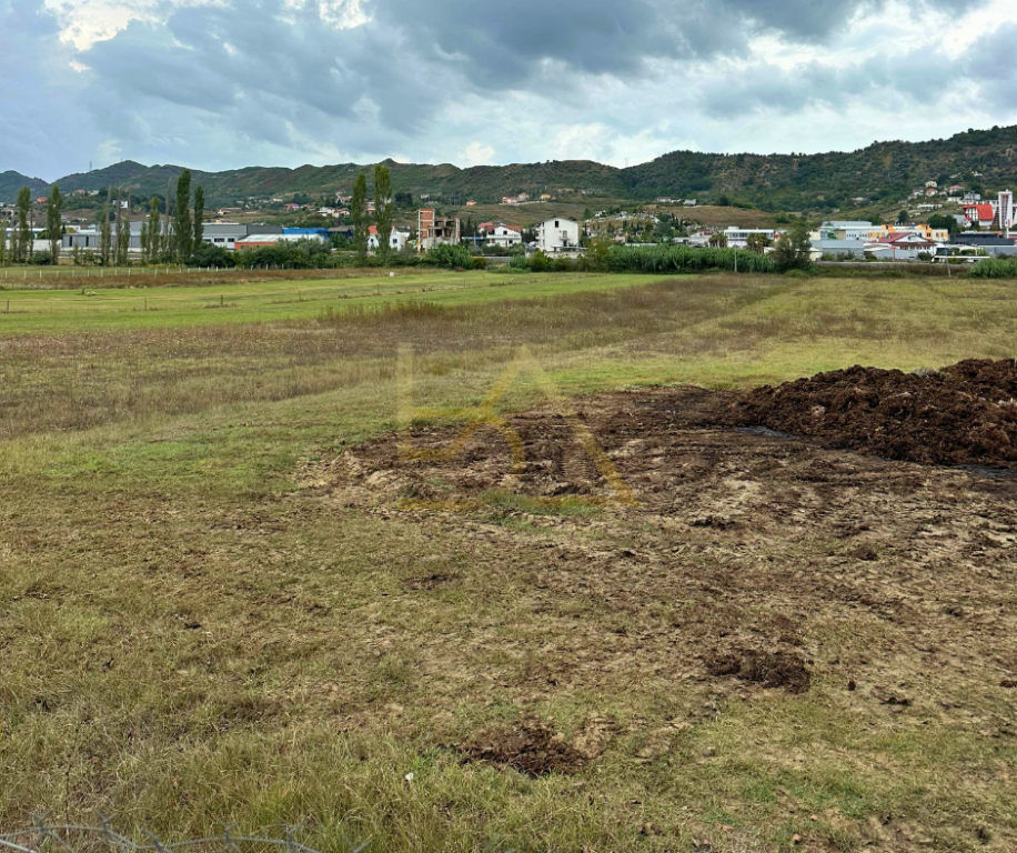 Terreno/Terra in vendita – Mucaj, Vorë