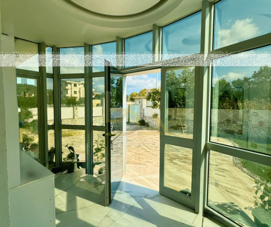 Villa con Terreno in Vendita – Marqinet, Vorë