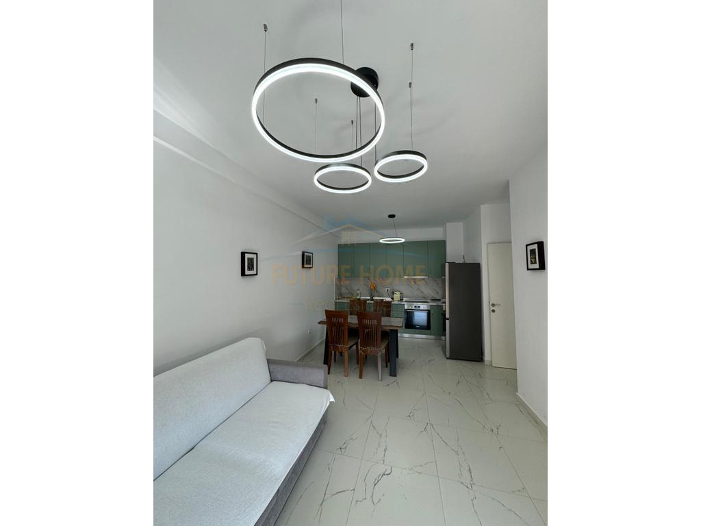 Jepet me Qera Apartament 2+1, Oxhaku, 600€