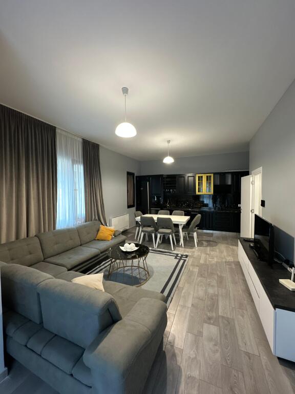 🏡 Appartamento 3+1+Posto Auto in affitto al Complesso Square 21
