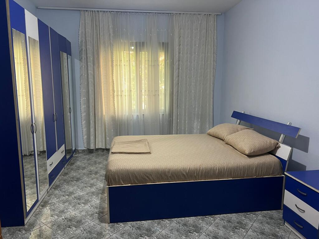🏢Nella zona del Lago Artificiale, vicino all'Agenzia Statale del Catasto, si affitta un appartamento arredato 2+1, 700 Euro