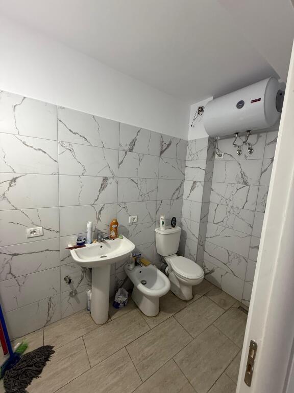 🏢Shitet Apartament 1+1+Ballkon | 📍Rruga Haxhi Hysen Dalliu, Stacioni Trenit | 💶163.000€