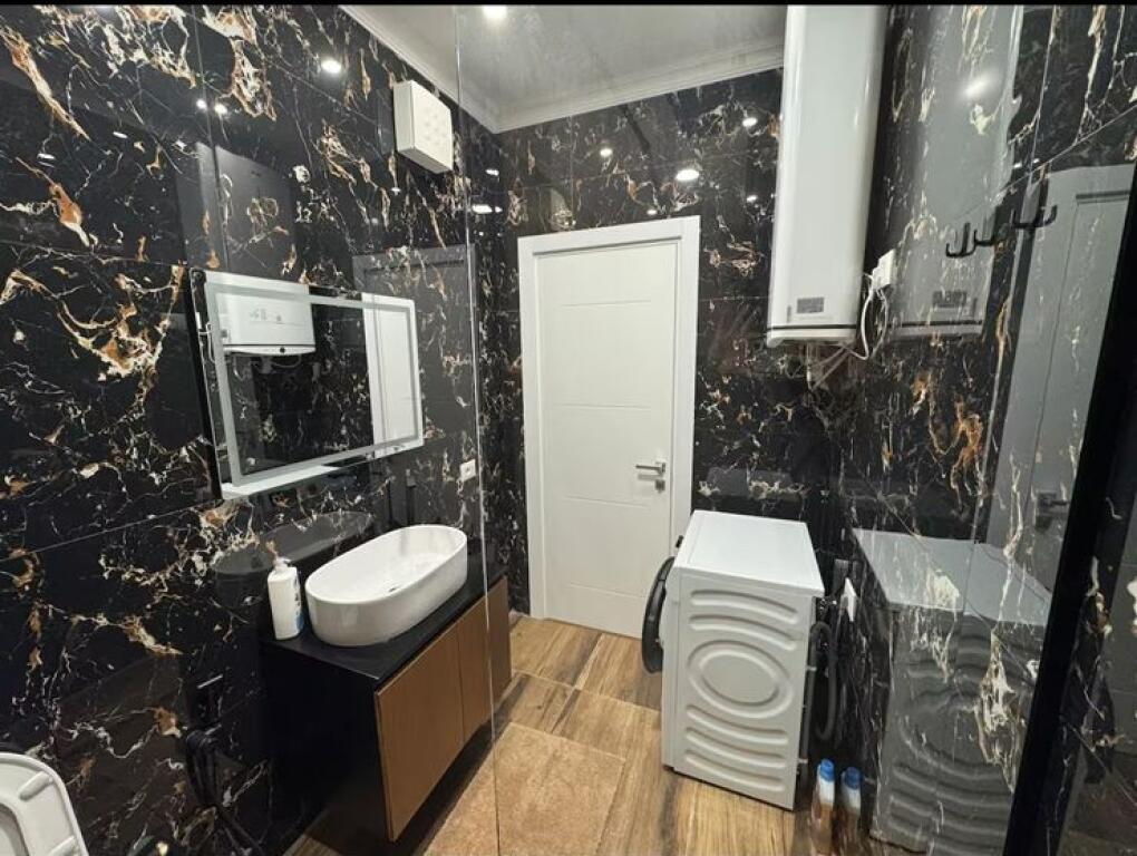 QIRA APARTAMENT 2+1+2 PRANE GJIMANZIT PARTIZANI