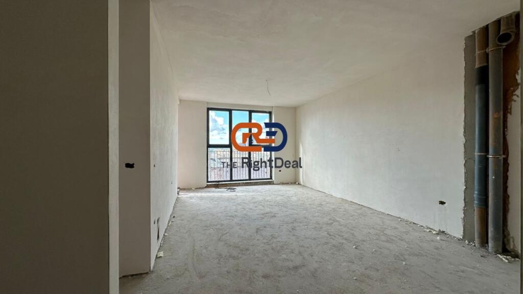 OKAZION KLERINGU! Tek Rruga Siri Kodra, Shitet Apartament 2+1+2 Me Shume Drite!