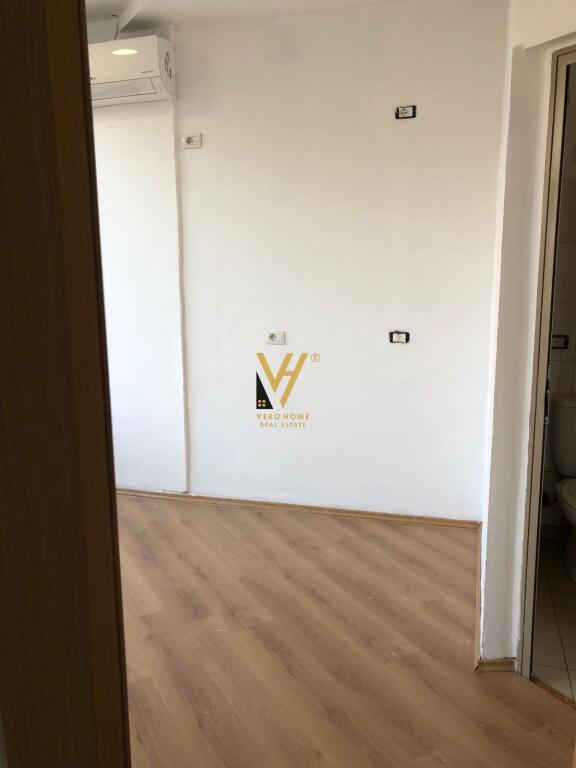 JEPET ZYRE 65 M2 ME QIRA NE QENDER 1.500 EURO