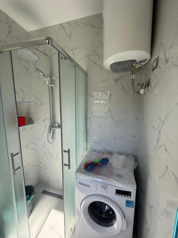 🏡 Appartamento 1+1+ Parcheggio in affitto  📍Indirizzo: Ali Demi 💶 Prezzo: 500€