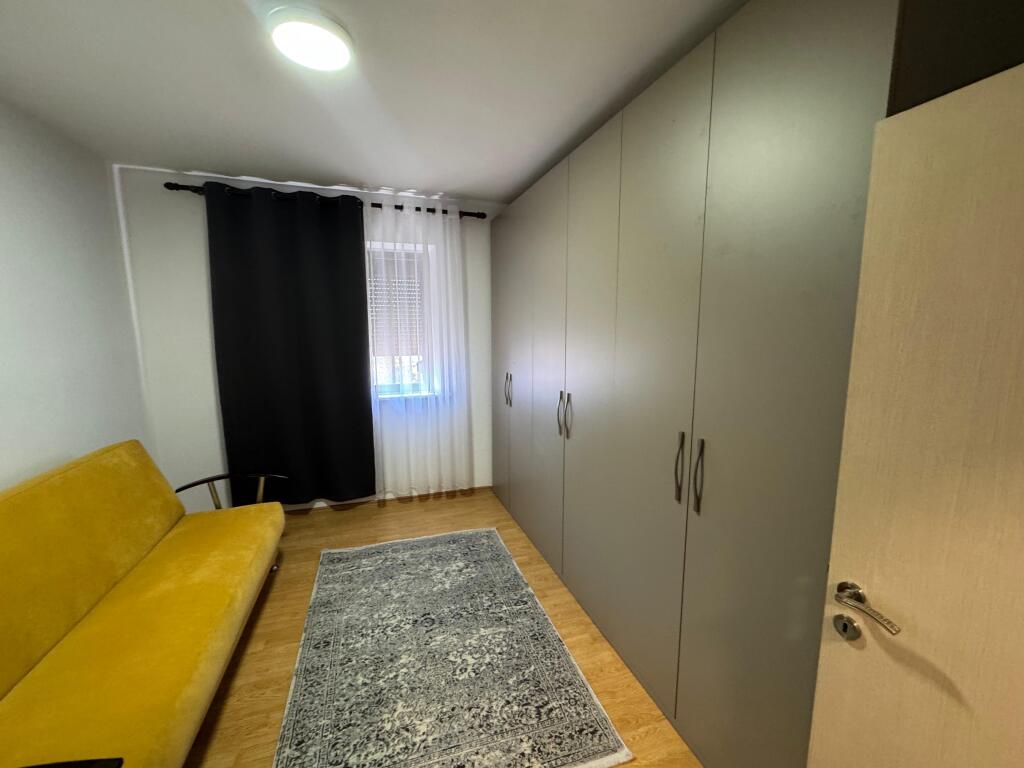 🏡 Appartamento in Affitto 2+1 – Via Kongresi i Manastirit💶 Prezzo: 550€ (trattabile)