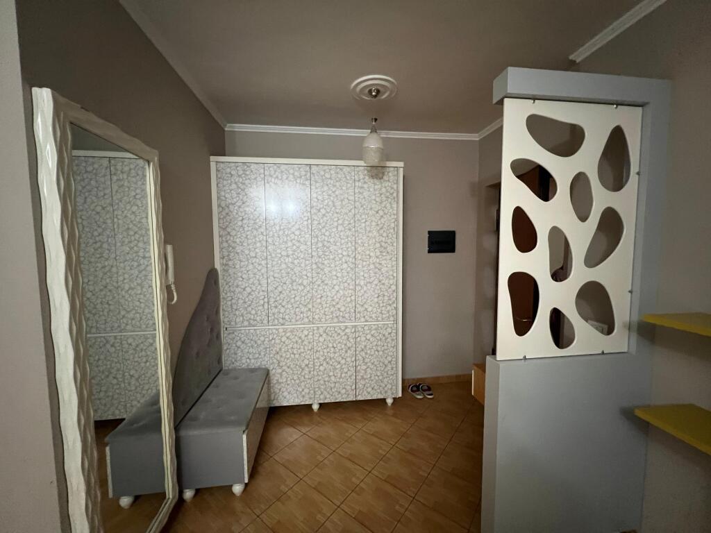 📣 RENT Apartment 2+1+2 📍 Opposite Delijorgji Complex 🛣️ "Bajram Curri" Boulevard ✨   🏢 New Building  🪜 8th Floor 📐 Net Area 91 m2  🛋️ Furnished With Modern Conditions   💶 Price 700 Euro Gross