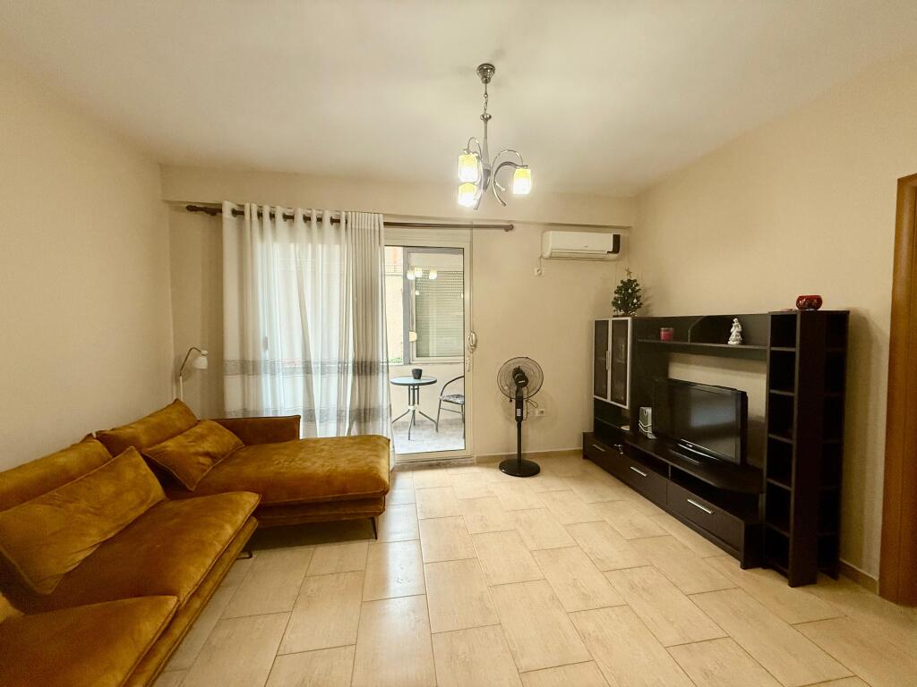 FOR RENT 1+1 APARTMENT SELITE ABOVE THE OVERPASS