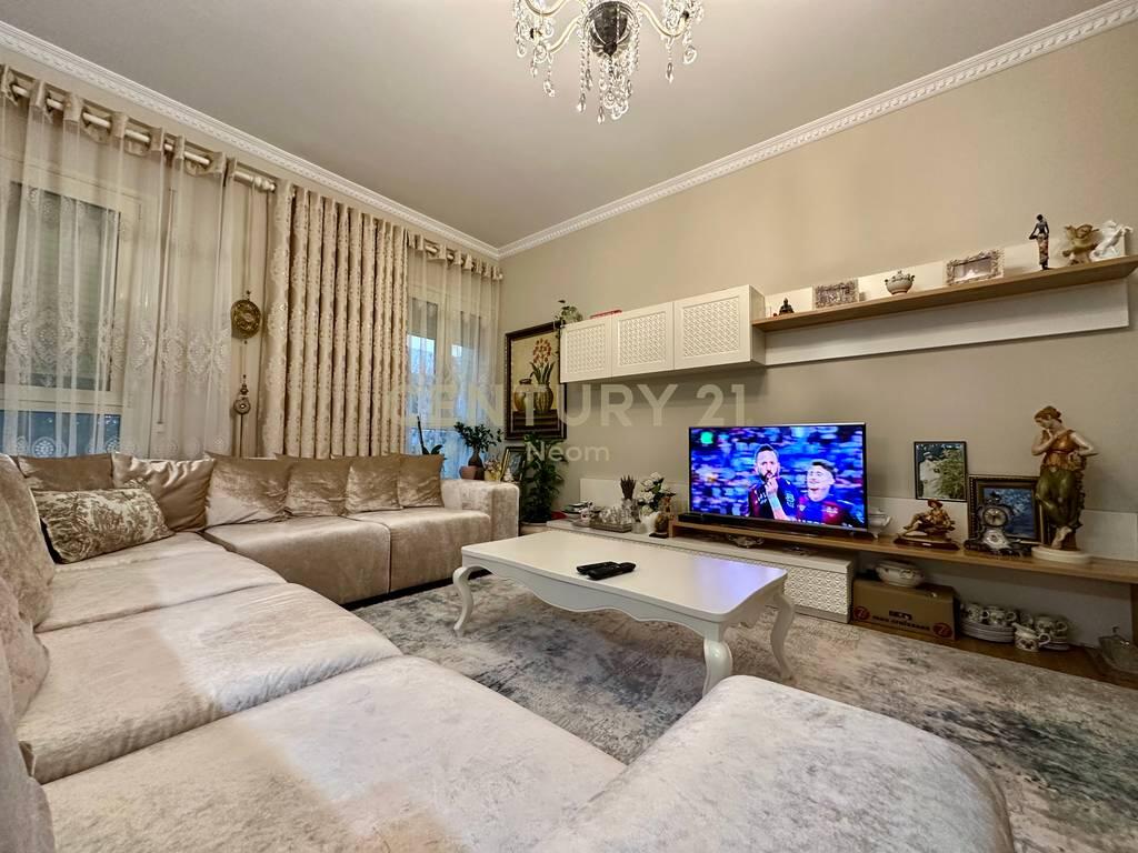SHESIM, APARTAMENT 3+1+2, KOPSHTI ZOOLOGJIK!