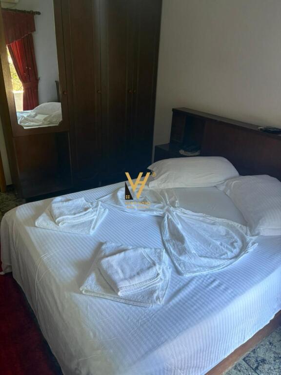 JEPET HOTEL KATER KATESH ME QIRA NE SAUK 10.000 EURO