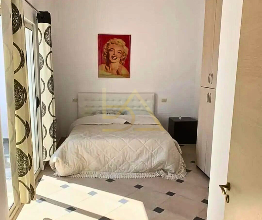OCCASIONE – Mansarda in vendita nel Quartiere 13, Durrës