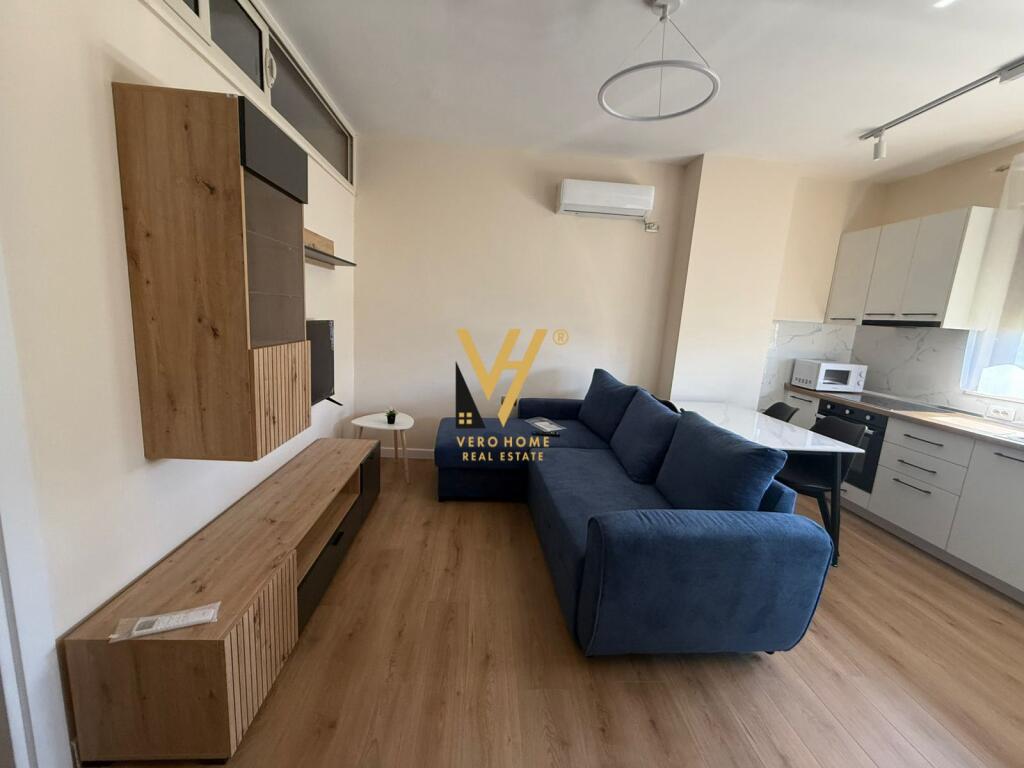 JEPET HYRJE 1+1 ME QIRA TE ALI DEMI 500 EURO