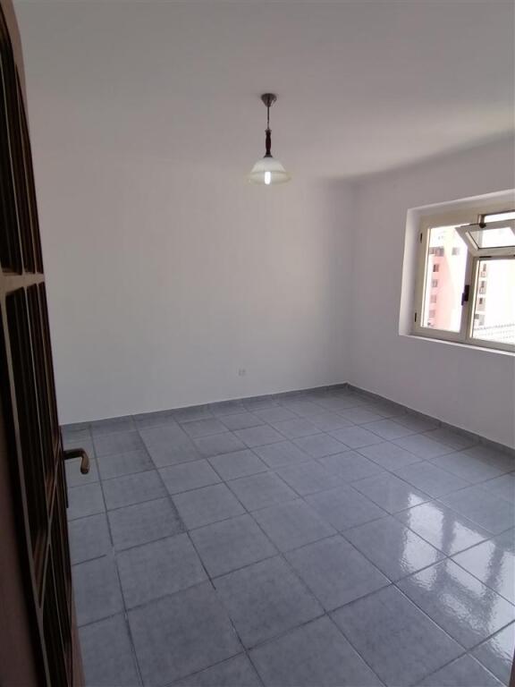 Appartamento 2+1+Cucina con ingresso indipendente in affitto, Myslym Shyr, via Islam Alla Prezzo: 500 mila leke