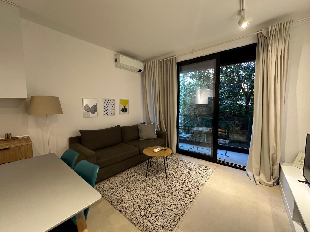 Studio apartment for rent in Myslym Shyr