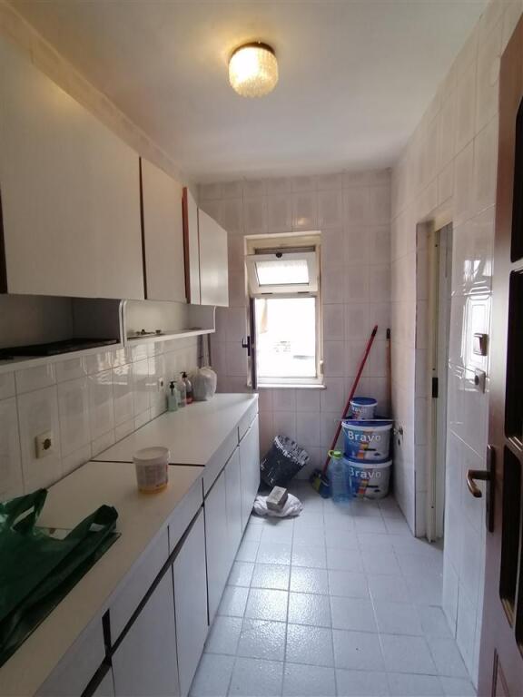 Appartamento 2+1+Cucina con ingresso indipendente in affitto, Myslym Shyr, via Islam Alla Prezzo: 500 mila leke