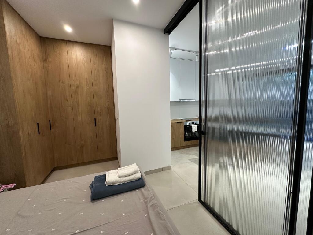 Studio apartment for rent in Myslym Shyr