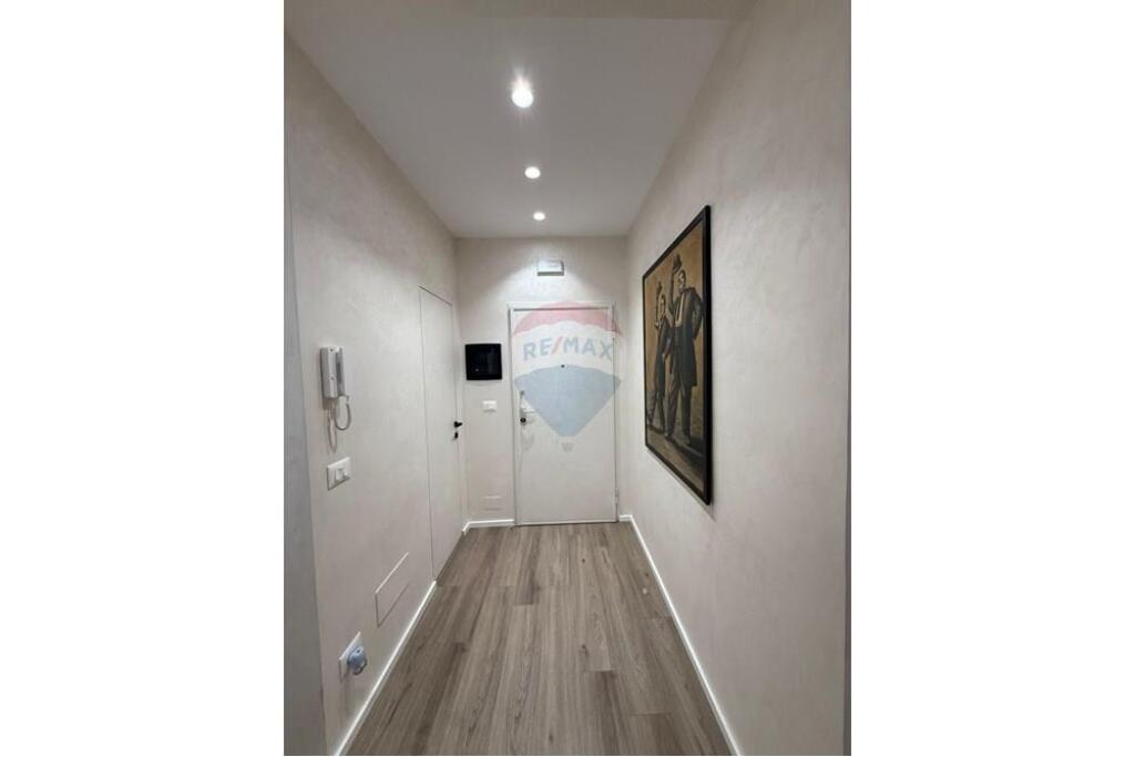 Liqeni i Thate, Kompleksi Veneto, Shesim Apartament 2+1.