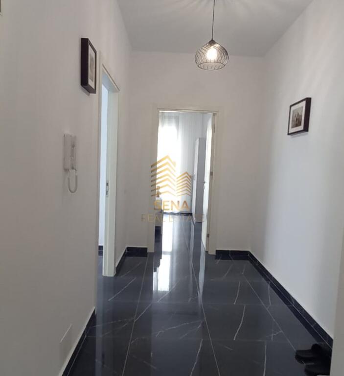 Affitto, Appartamento 2+1+2WC, Complesso ASL 2, 600 Euro/Mese
