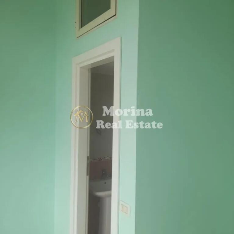 Sale, Business Premises, at Rruga e Dibres, Price 168000 Euro.
