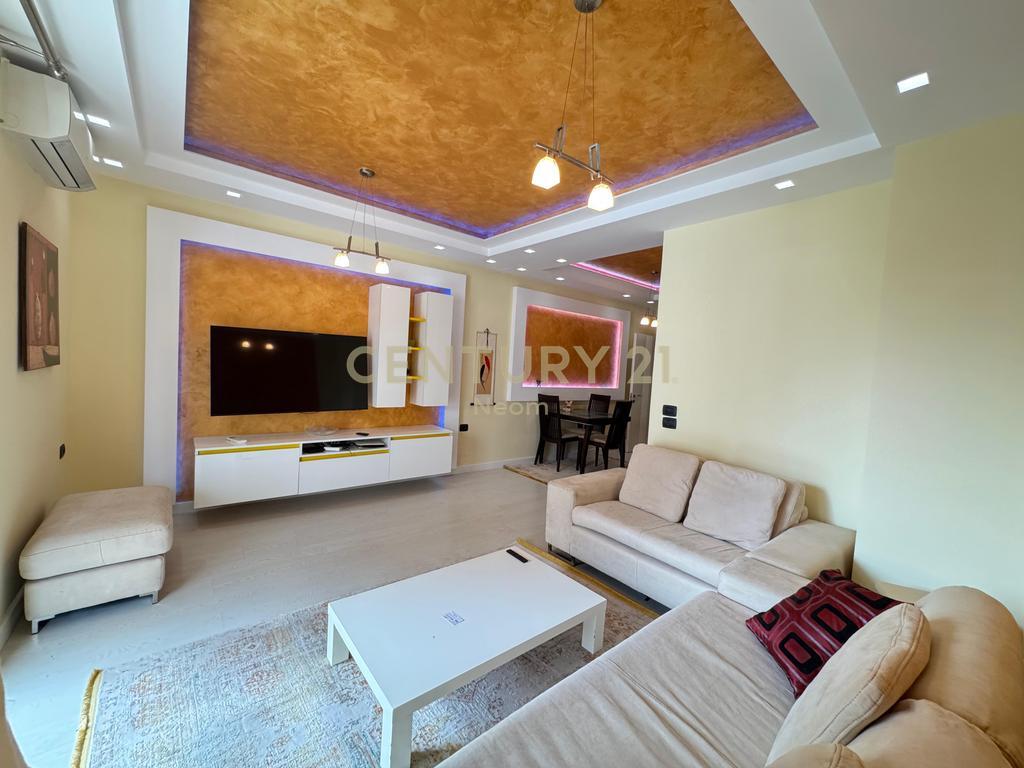 RENT, APARTMENT 2+1+PARKING, PARIS COMMUNE!