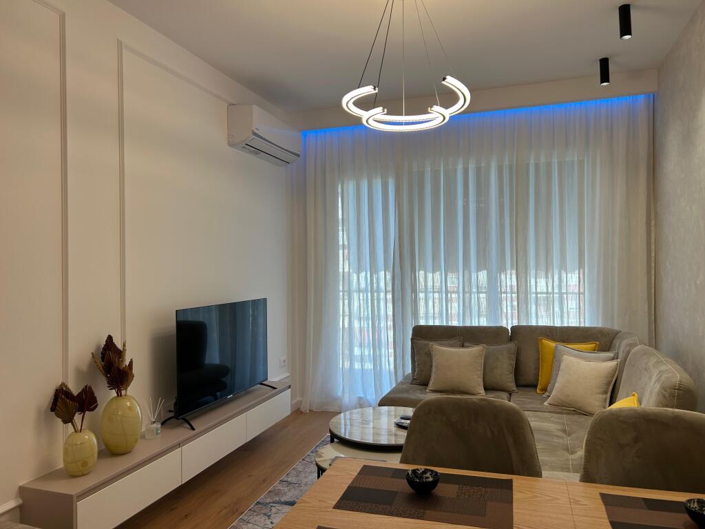Appartamento in affitto 1+1 Viale Migjeni
