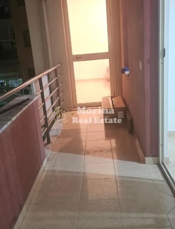 Shitet apartament 1+1, Yzberisht, 110.000 euro