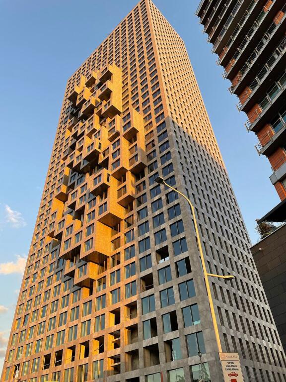 🏙️ Appartamento 2+1 in Vendita – Downtown One Tirana