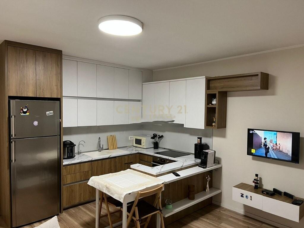 SHITET SUPER APARTAMENT 1+1 TEK KOMPLEKSI DELIJORGJI