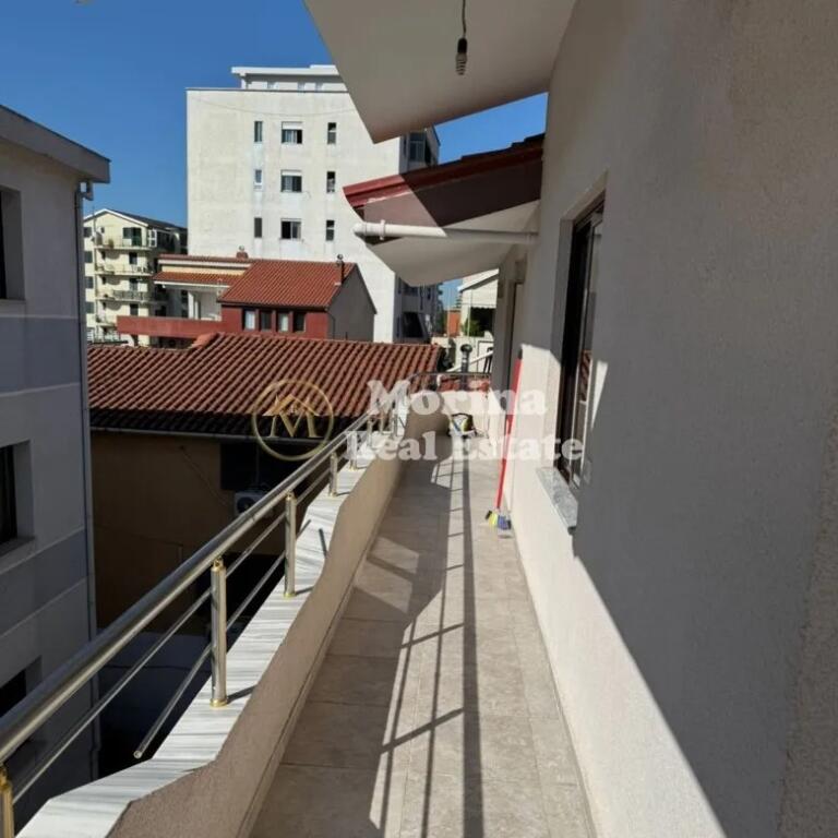 Qera, Apartament 2+1, te Rruga e Elbasanit, 600 euro/muaj